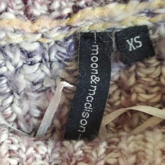 Moon and Madison boutique womens size XS cropped multi colored/striped sweater - Picture 11 of 13